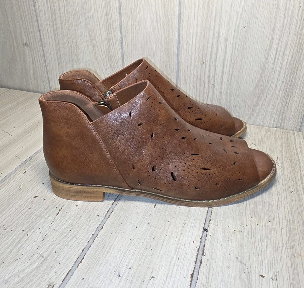 Boutique By Corkys Norwich Die Cut Booties Brown Size 10 Open Toe Side Zip